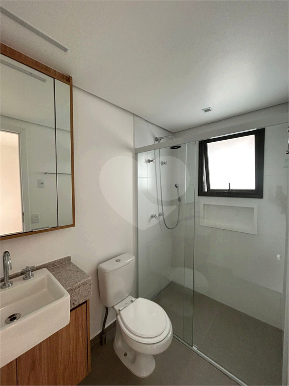 Apartamento na Oscar Freire - 2 suítes e 1 vaga - Andar alto 