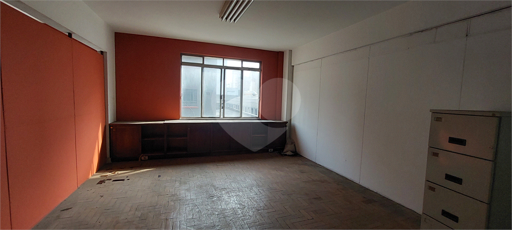Sala Comercial no coração do Bairro Santa Ifigenia
