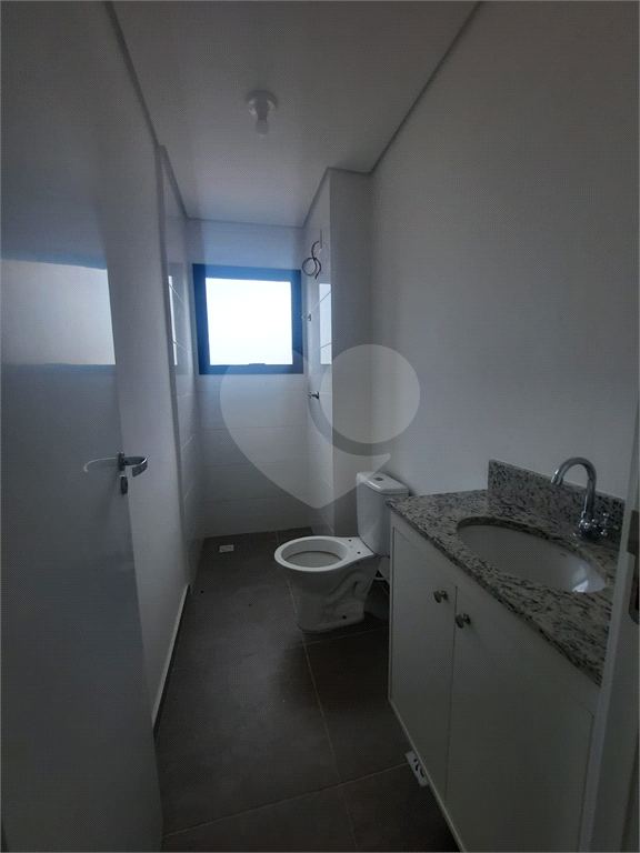 Apartamento para alugar com 1 quarto, 42m² - Foto 12