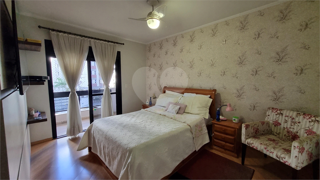 Apartamento à Venda | 218m² | 4 dormitórios  (3 suítes) | 3 vagas no Jardim São Paulo!