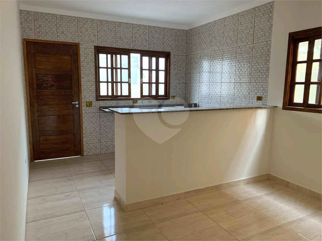 Casa à venda com 2 quartos, 88m² - Foto 13