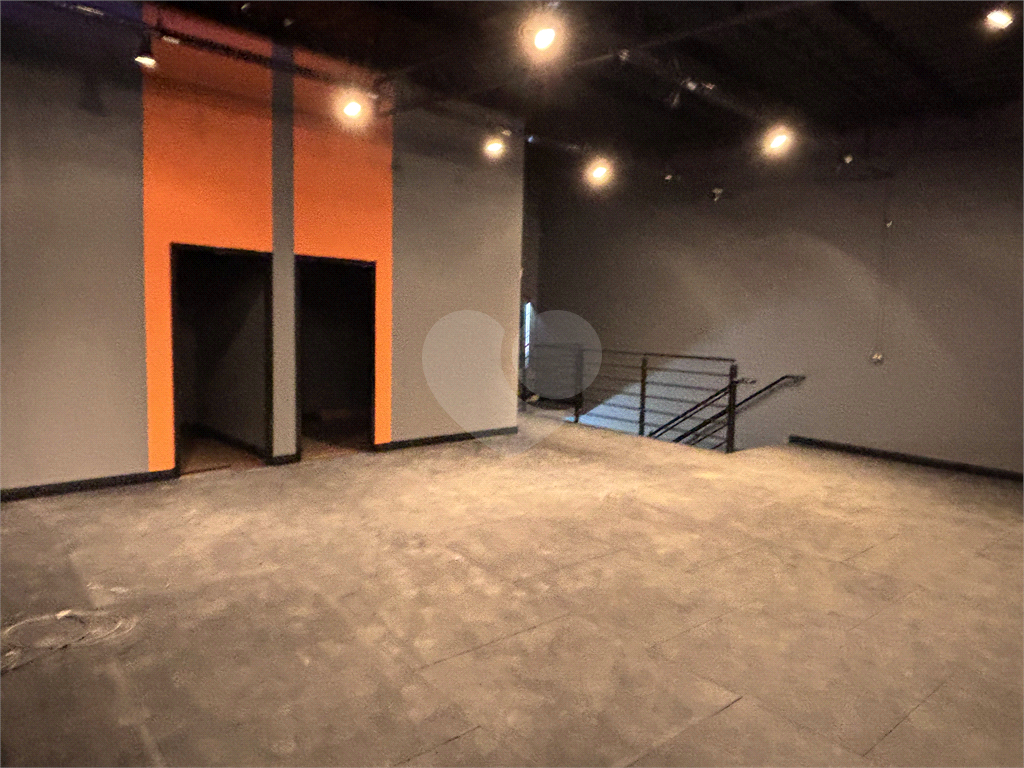 Prédio Comercial a venda no Cambuci