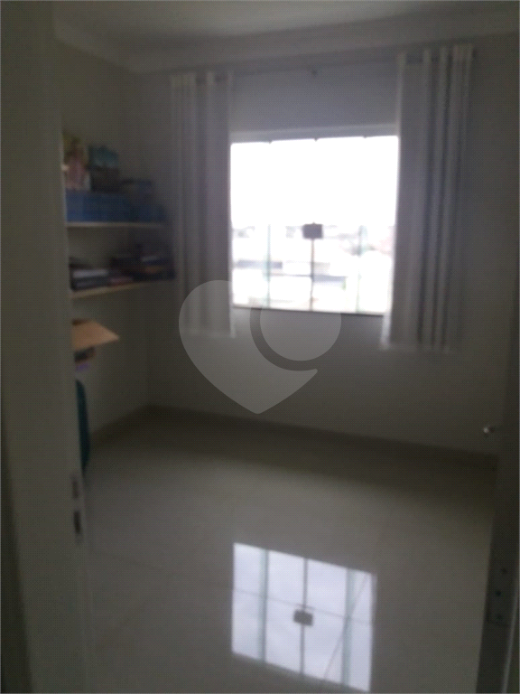 Casa à venda com 2 quartos, 400m² - Foto 19