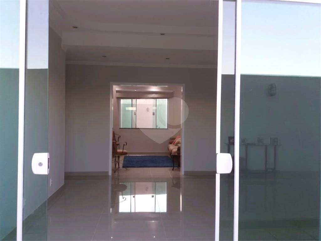 Casa à venda com 2 quartos, 400m² - Foto 32