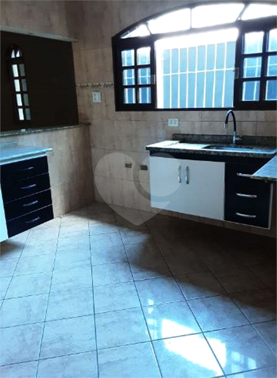 SOBRADO em VILA NOVA BONSUCESSO