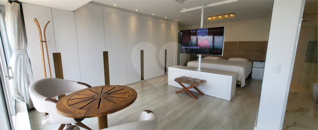 Triplex 517m² à venda em Canajurê 