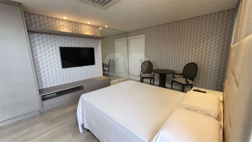Triplex 517m² à venda em Canajurê 