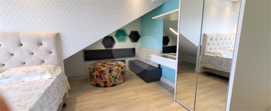 Triplex 517m² à venda em Canajurê 