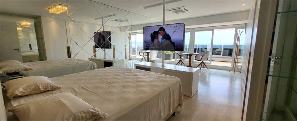Triplex 517m² à venda em Canajurê 