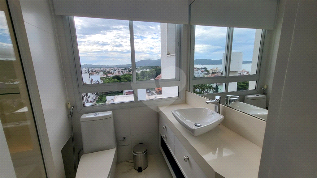 Triplex 517m² à venda em Canajurê 