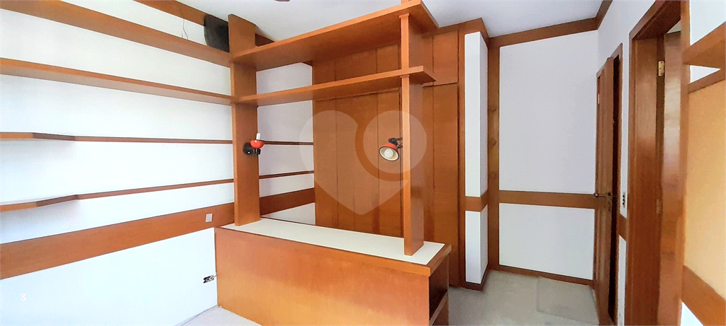 Sobrado para venda com 400 m² com 4 quartos em Real Parque