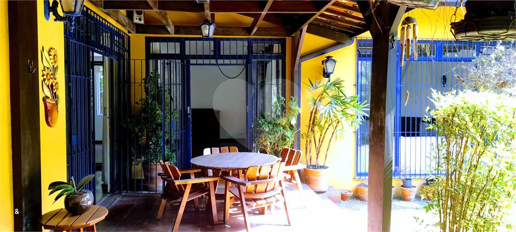 Sobrado para venda com 400 m² com 4 quartos em Real Parque