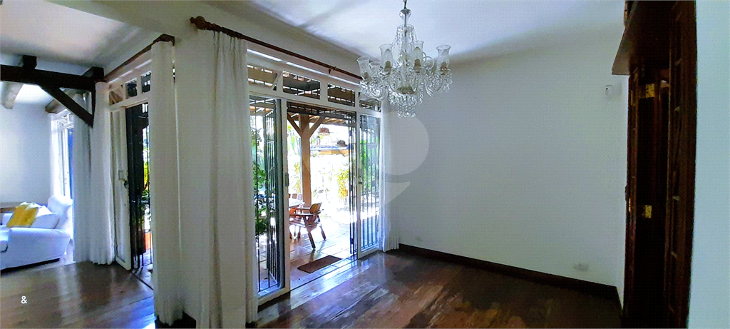 Sobrado para venda com 400 m² com 4 quartos em Real Parque