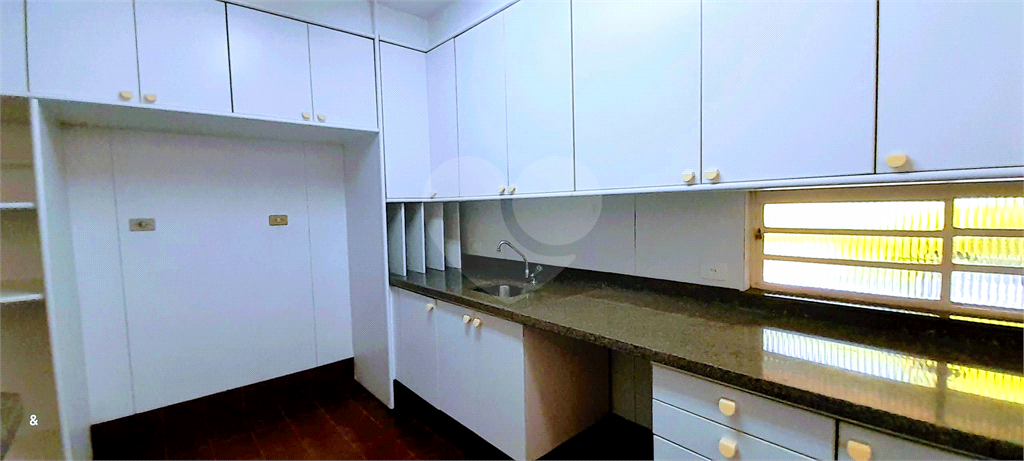 Sobrado para venda com 400 m² com 4 quartos em Real Parque