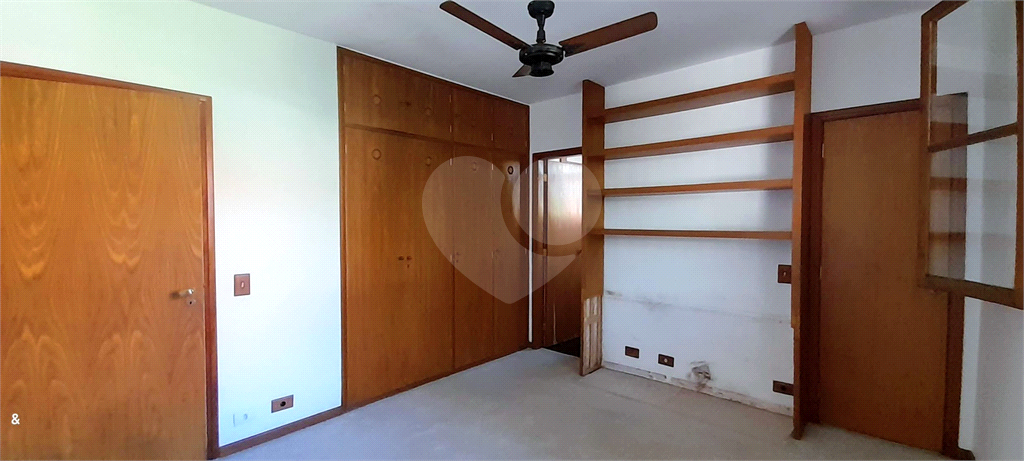 Sobrado para venda com 400 m² com 4 quartos em Real Parque