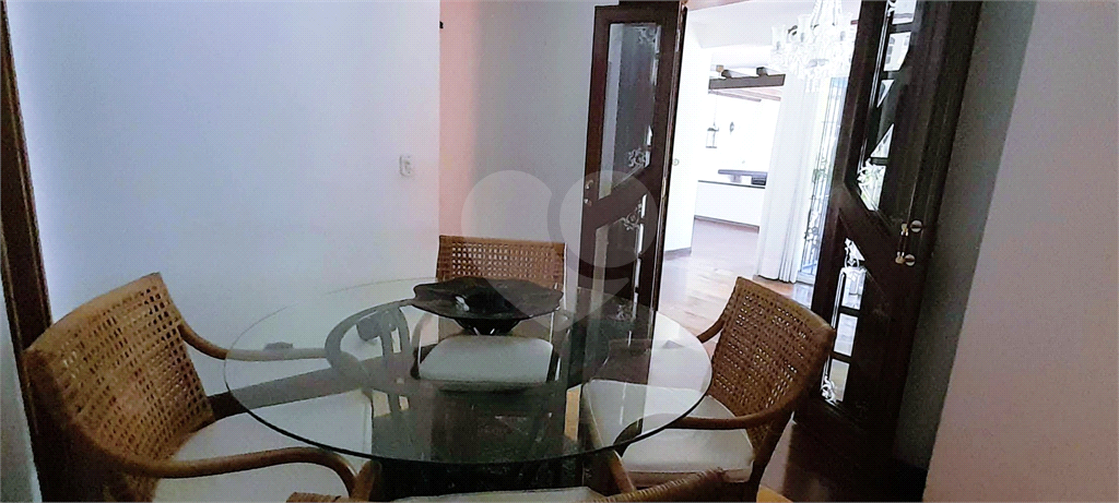 Sobrado para venda com 400 m² com 4 quartos em Real Parque