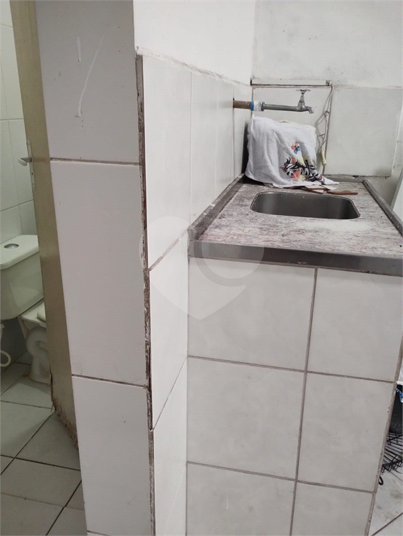 Galpão 250m² à venda em Carapicuíba