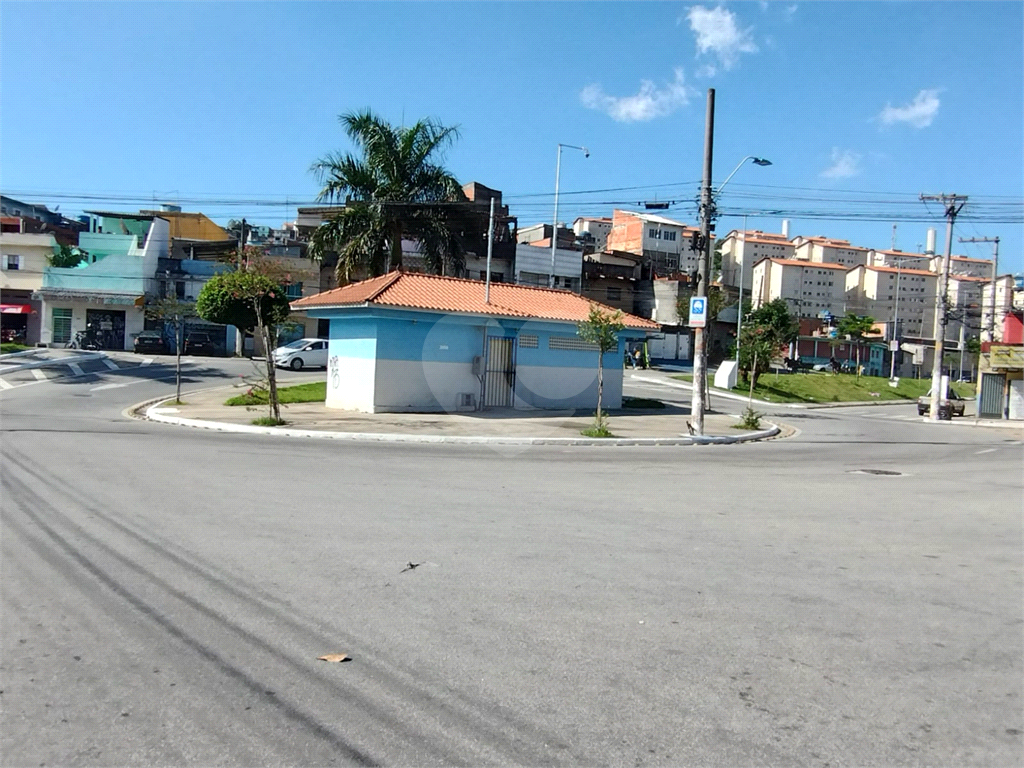 Galpão 250m² à venda em Carapicuíba