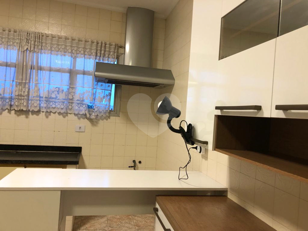 EXCELENTE SOBRADO REGIÃO DA CASA VERDE, SENDO 3 DORMITÓRIOS, 2 SUITES, 4 VAGAS DE GARAGEM COBERTAS. 