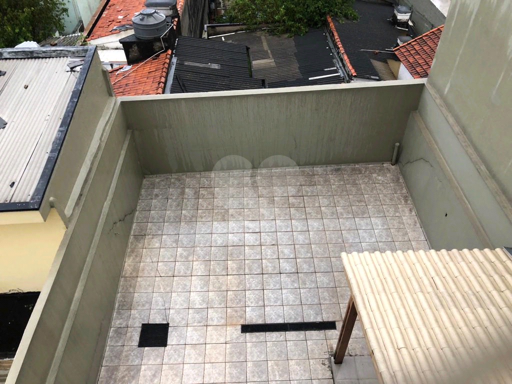 EXCELENTE SOBRADO REGIÃO DA CASA VERDE, SENDO 3 DORMITÓRIOS, 2 SUITES, 4 VAGAS DE GARAGEM COBERTAS. 