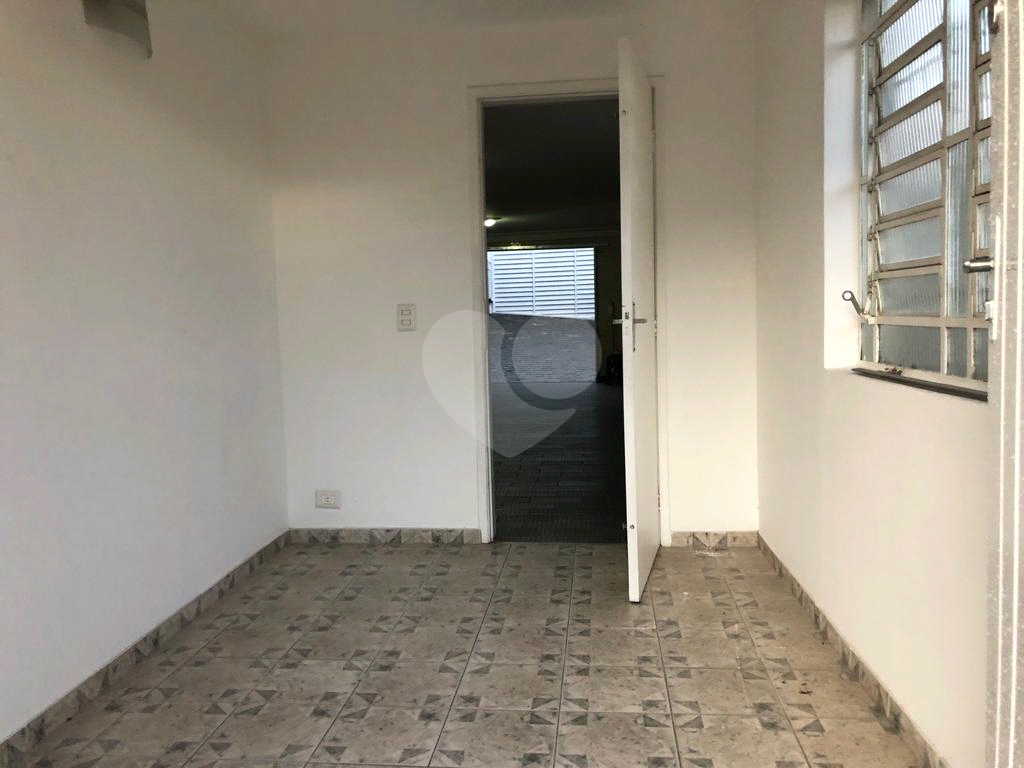 EXCELENTE SOBRADO REGIÃO DA CASA VERDE, SENDO 3 DORMITÓRIOS, 2 SUITES, 4 VAGAS DE GARAGEM COBERTAS. 