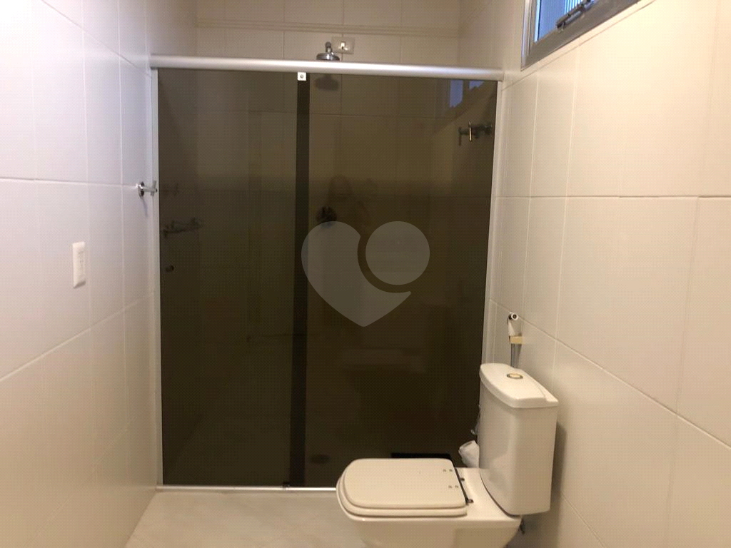 EXCELENTE SOBRADO REGIÃO DA CASA VERDE, SENDO 3 DORMITÓRIOS, 2 SUITES, 4 VAGAS DE GARAGEM COBERTAS. 