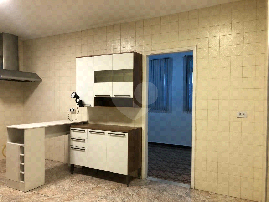EXCELENTE SOBRADO REGIÃO DA CASA VERDE, SENDO 3 DORMITÓRIOS, 2 SUITES, 4 VAGAS DE GARAGEM COBERTAS. 