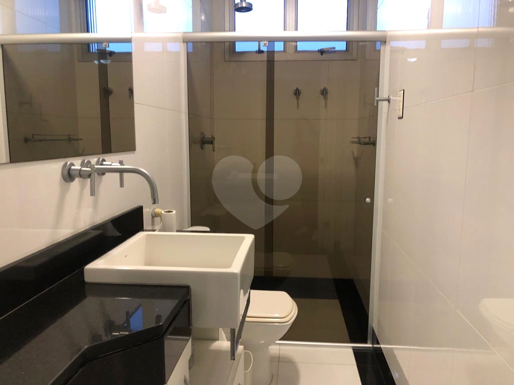 EXCELENTE SOBRADO REGIÃO DA CASA VERDE, SENDO 3 DORMITÓRIOS, 2 SUITES, 4 VAGAS DE GARAGEM COBERTAS. 
