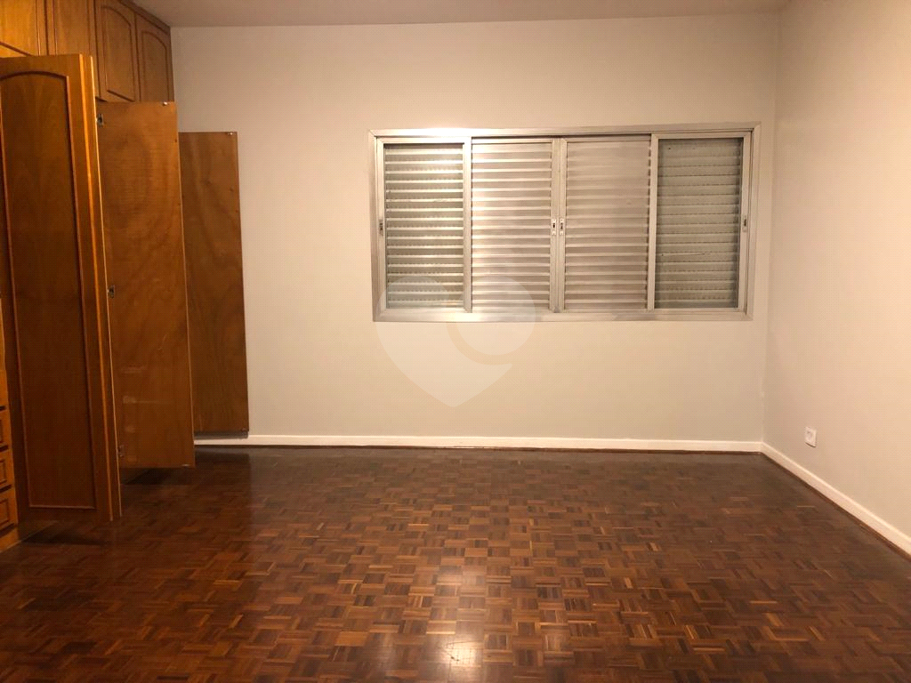 EXCELENTE SOBRADO REGIÃO DA CASA VERDE, SENDO 3 DORMITÓRIOS, 2 SUITES, 4 VAGAS DE GARAGEM COBERTAS. 