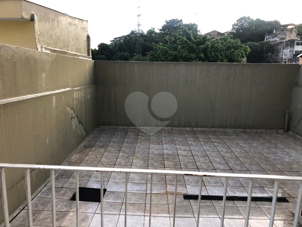 EXCELENTE SOBRADO REGIÃO DA CASA VERDE, SENDO 3 DORMITÓRIOS, 2 SUITES, 4 VAGAS DE GARAGEM COBERTAS. 