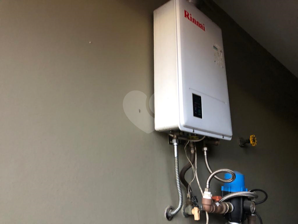 EXCELENTE SOBRADO REGIÃO DA CASA VERDE, SENDO 3 DORMITÓRIOS, 2 SUITES, 4 VAGAS DE GARAGEM COBERTAS. 