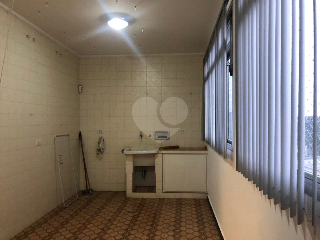 EXCELENTE SOBRADO REGIÃO DA CASA VERDE, SENDO 3 DORMITÓRIOS, 2 SUITES, 4 VAGAS DE GARAGEM COBERTAS. 