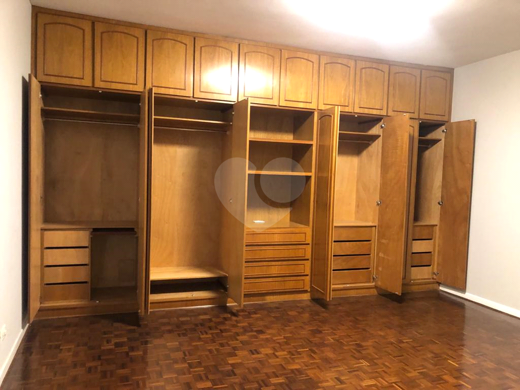 EXCELENTE SOBRADO REGIÃO DA CASA VERDE, SENDO 3 DORMITÓRIOS, 2 SUITES, 4 VAGAS DE GARAGEM COBERTAS. 