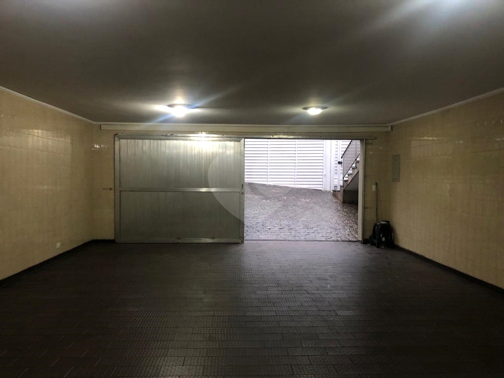 EXCELENTE SOBRADO REGIÃO DA CASA VERDE, SENDO 3 DORMITÓRIOS, 2 SUITES, 4 VAGAS DE GARAGEM COBERTAS. 