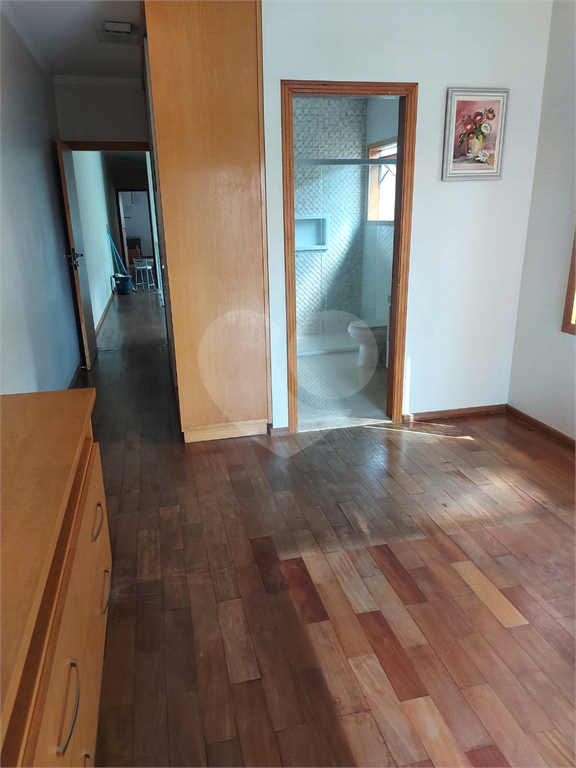 Sobrado a Venda na Pauliceia 3 suites 4 vagas, quintal c espaço gourmet