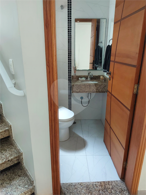 Sobrado a Venda na Pauliceia 3 suites 4 vagas, quintal c espaço gourmet