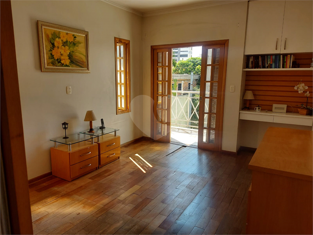 Sobrado a Venda na Pauliceia 3 suites 4 vagas, quintal c espaço gourmet