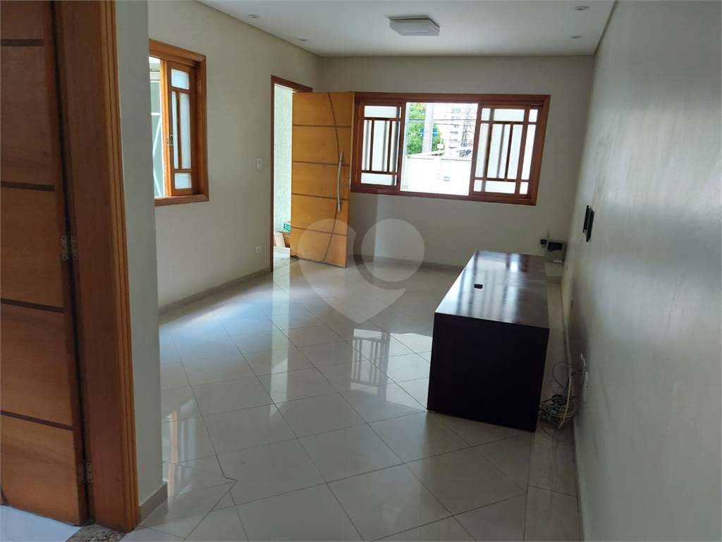 Sobrado a Venda na Pauliceia 3 suites 4 vagas, quintal c espaço gourmet