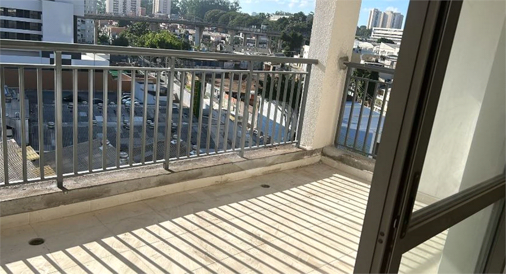 APARTAMENTO em VILA PRUDENTE