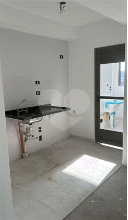 APARTAMENTO em VILA PRUDENTE