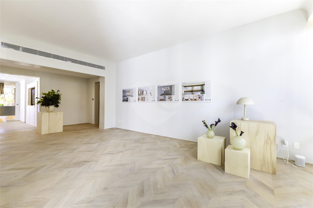 APARTAMENTO À VENDA COM 3 QUARTOS - 3 VAGAS NO JARDIM PAULISTA.