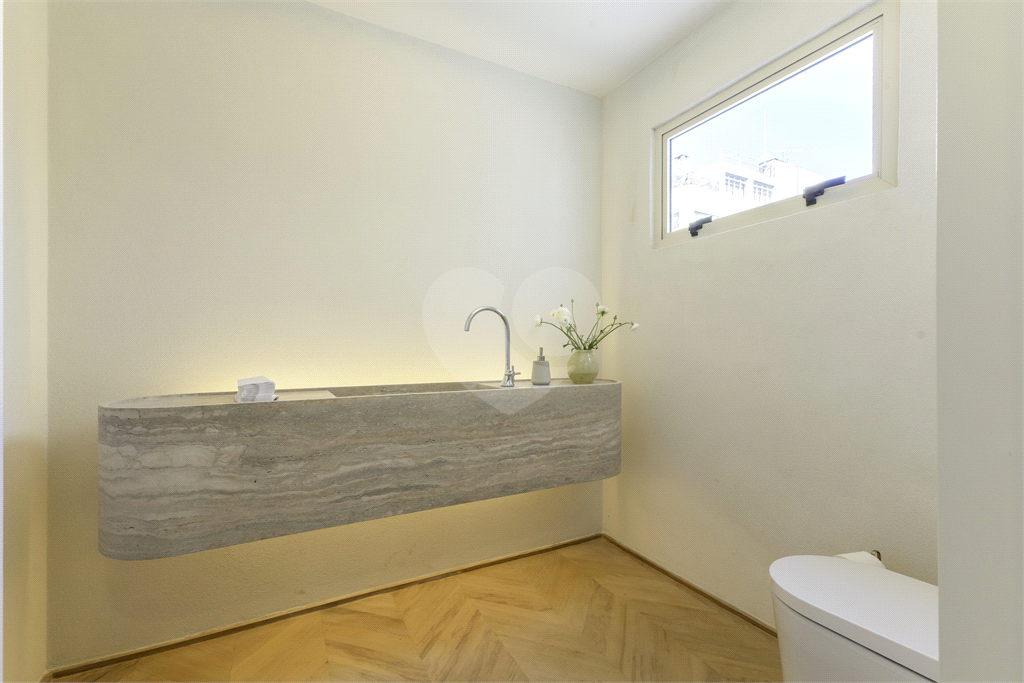 APARTAMENTO À VENDA COM 3 QUARTOS - 3 VAGAS NO JARDIM PAULISTA.