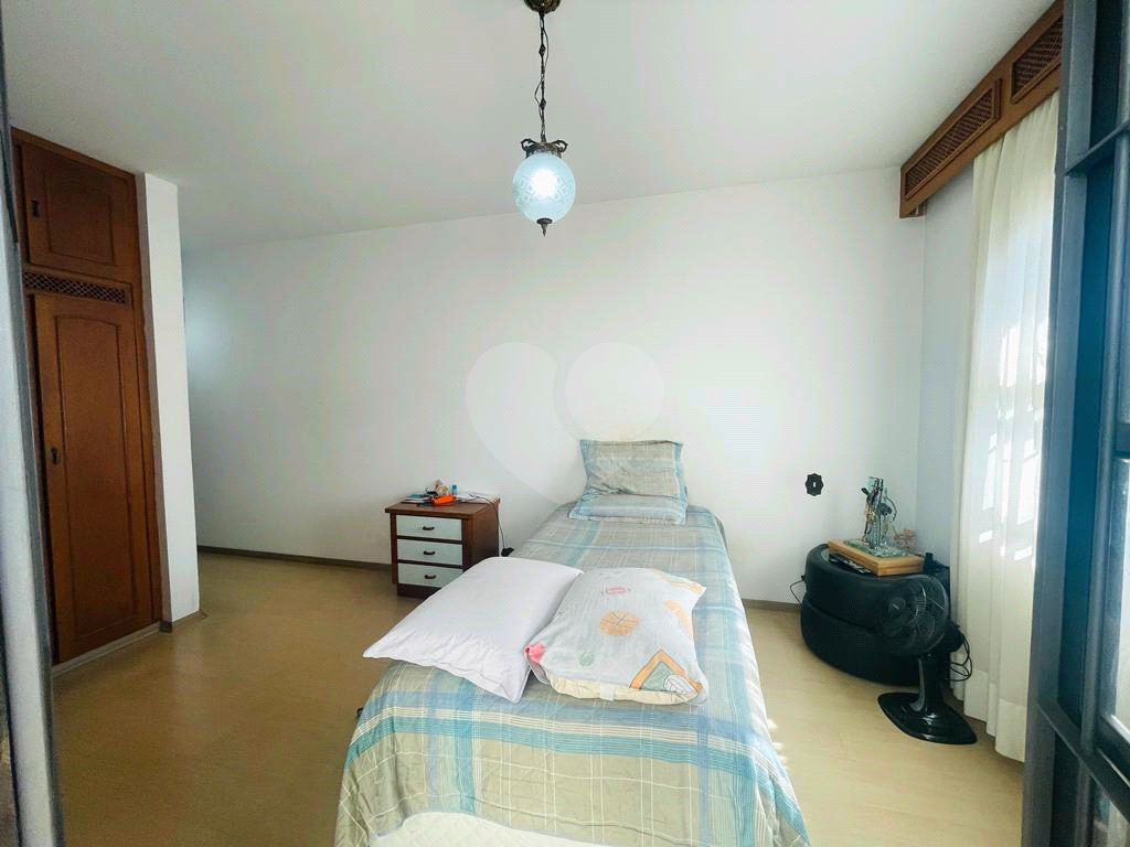 Sobrado 325 metros 4 dormitorios 2 suites 4 vagas -Vila Leonor/Vila Maria