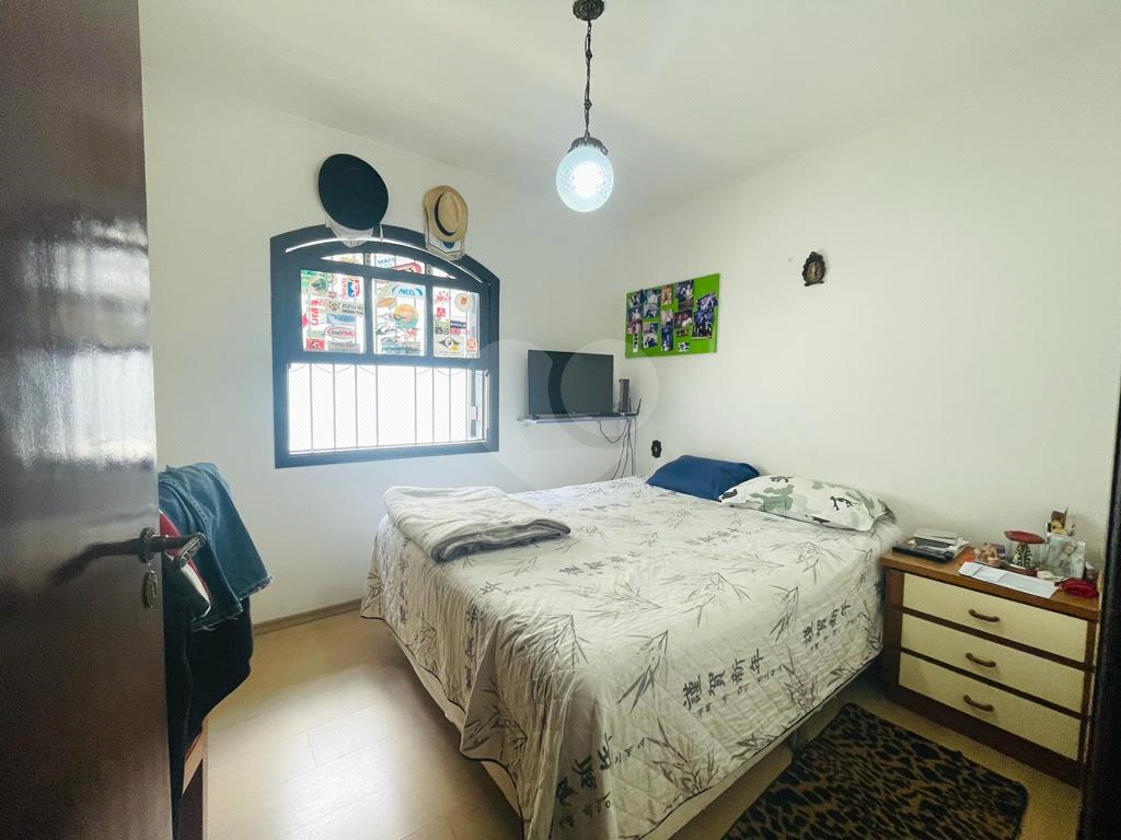 Sobrado 325 metros 4 dormitorios 2 suites 4 vagas -Vila Leonor/Vila Maria