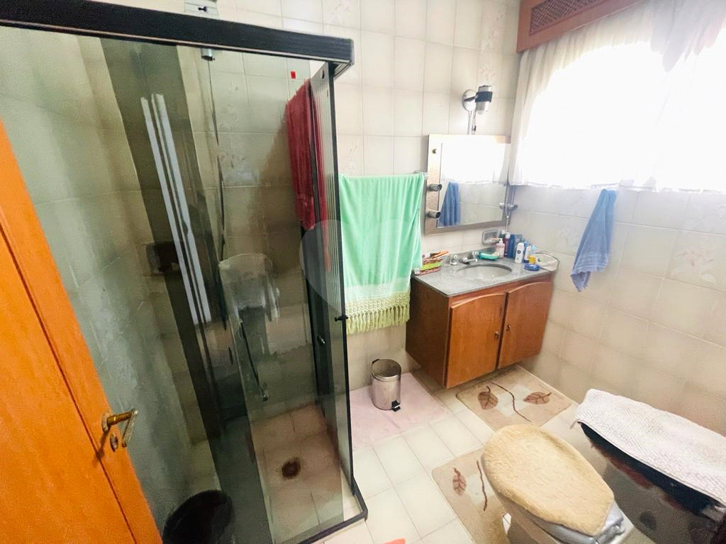 Sobrado 325 metros 4 dormitorios 2 suites 4 vagas -Vila Leonor/Vila Maria