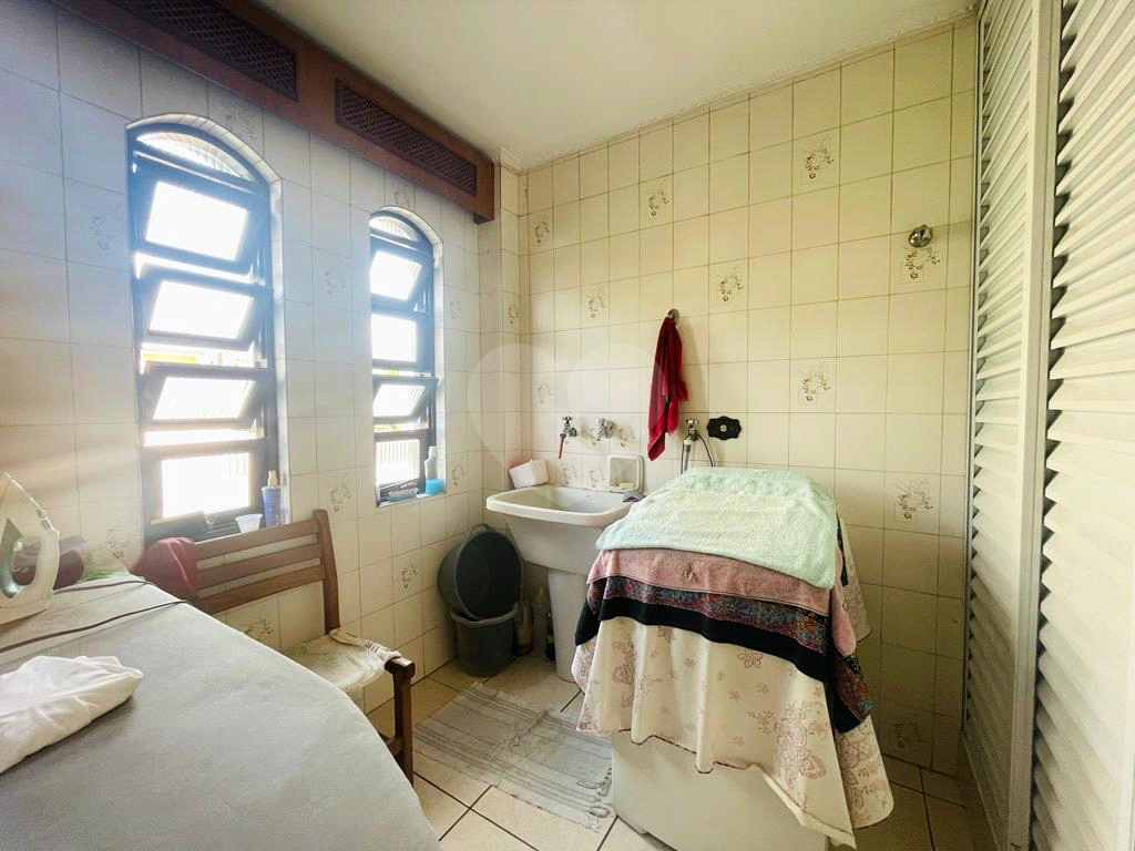 Sobrado 325 metros 4 dormitorios 2 suites 4 vagas -Vila Leonor/Vila Maria