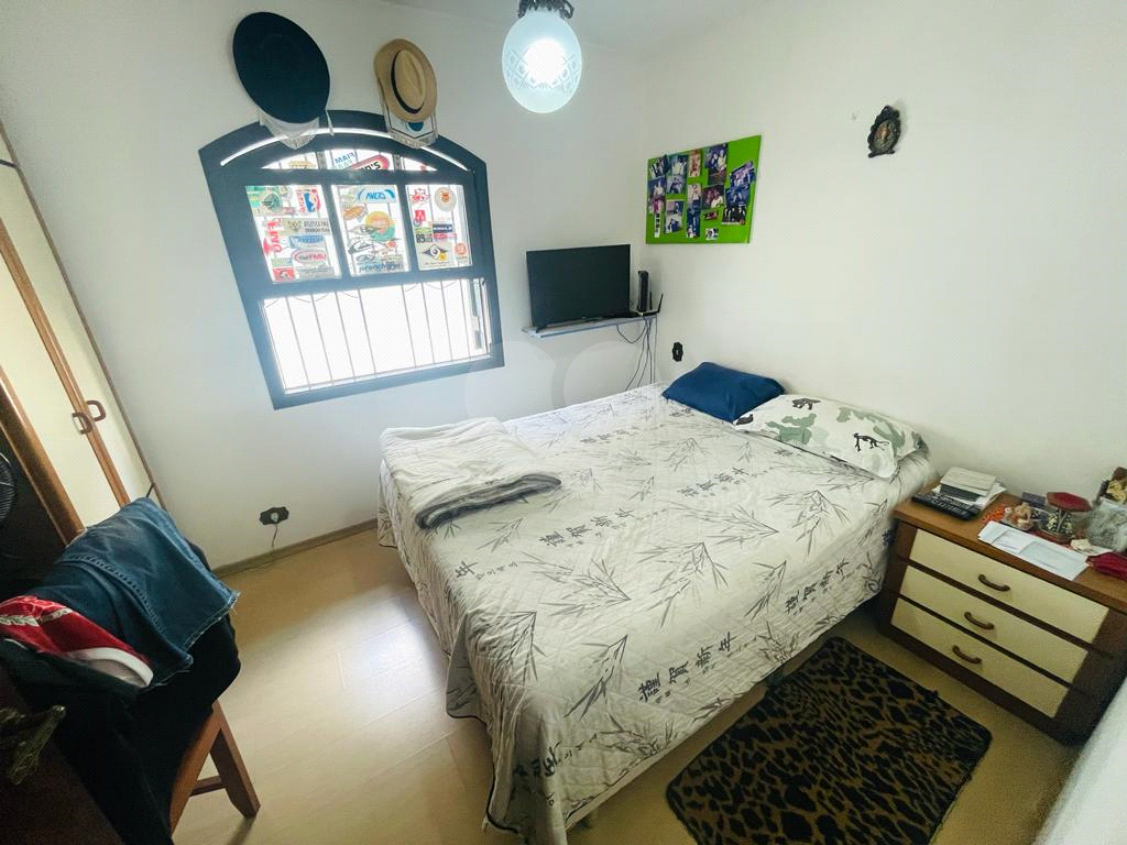 Sobrado 325 metros 4 dormitorios 2 suites 4 vagas -Vila Leonor/Vila Maria