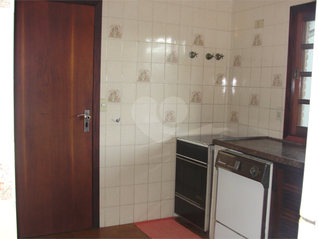 Casa de Condomínio à venda com 4 quartos, 340m² - Foto 15