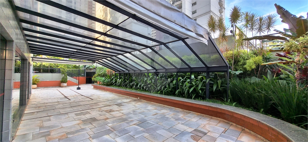 Apartamento Amplo em local nobre da Agua Fria. Um por andar, privacidade total. 240 metros com 4 quartos