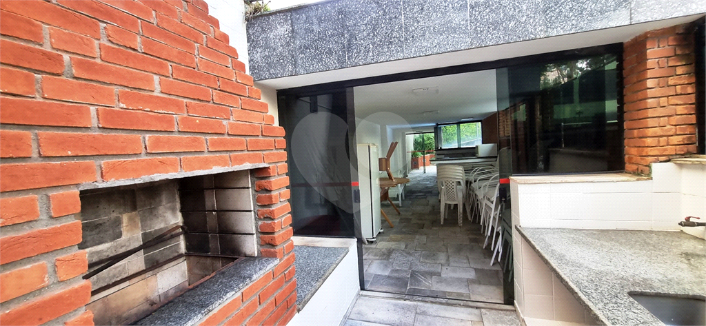 Apartamento Amplo em local nobre da Agua Fria. Um por andar, privacidade total. 240 metros com 4 quartos